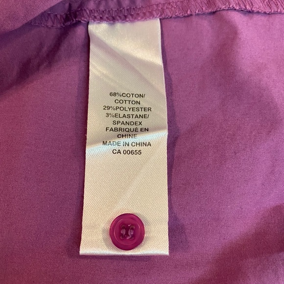 🌷3/$25🌷 Button up shirt - Picture 3 of 6